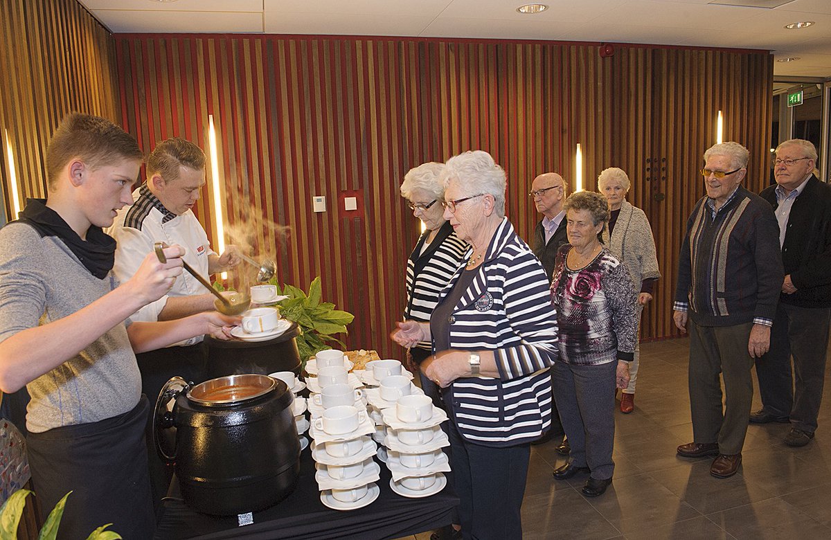 #match ‘Proef het Gemak’ <a href="/StichtingMikado/">Stichting Mikado</a> <a href="/wellingcatering/">wellingcatering</a>  <a href="/Candea_College/">Candea College</a> #verbinden Ouderen+Jongeren <a href="/NLuitdaging/">Nederlandse Uitdaging</a>