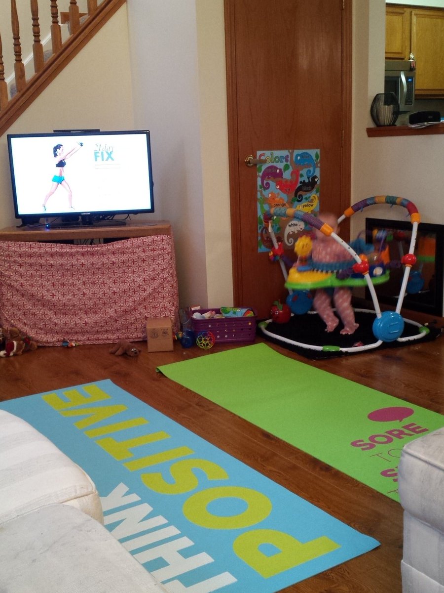 Pictures done, Weight checks done, measurements done! We are ready to start our first work out! #21dayfix #beachdody