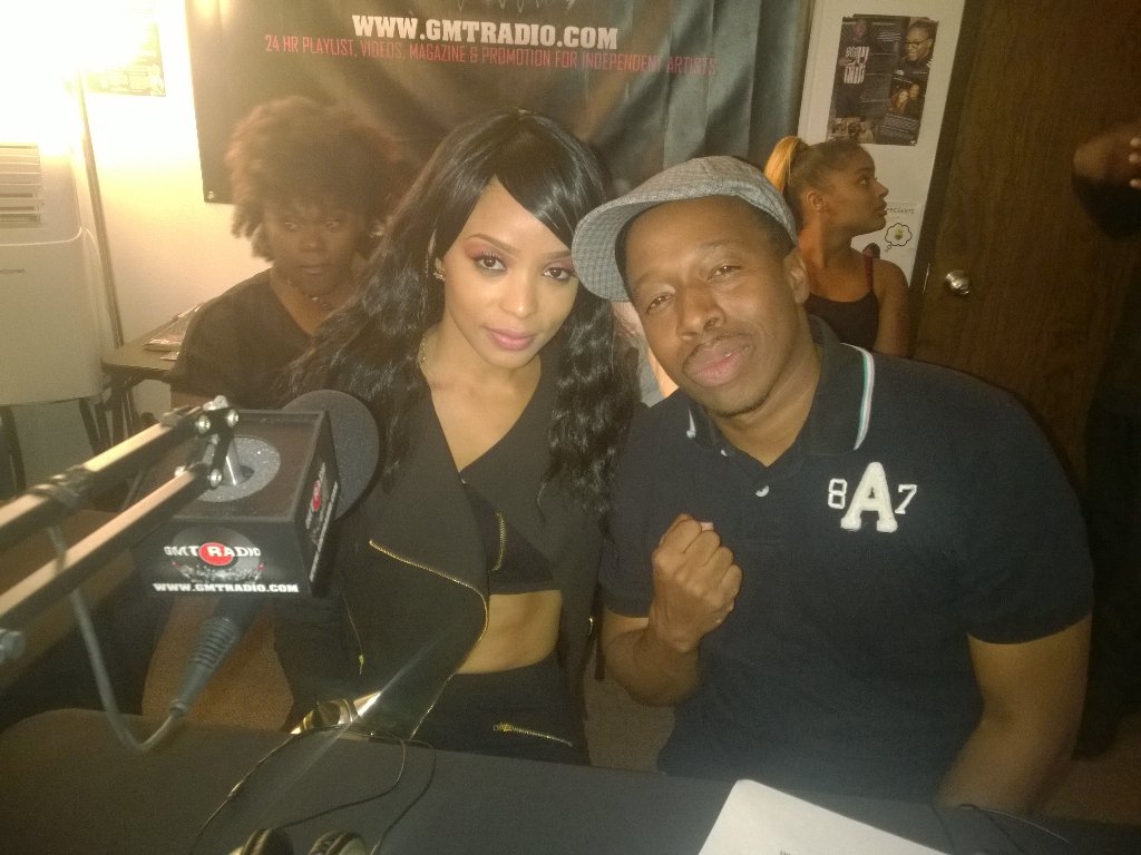 Newmann_Dist's tweet image. @AmiMillerOMG chillin wit THE BOARD on #SLAUGHTAHOUZE_LIVE#LYLB
