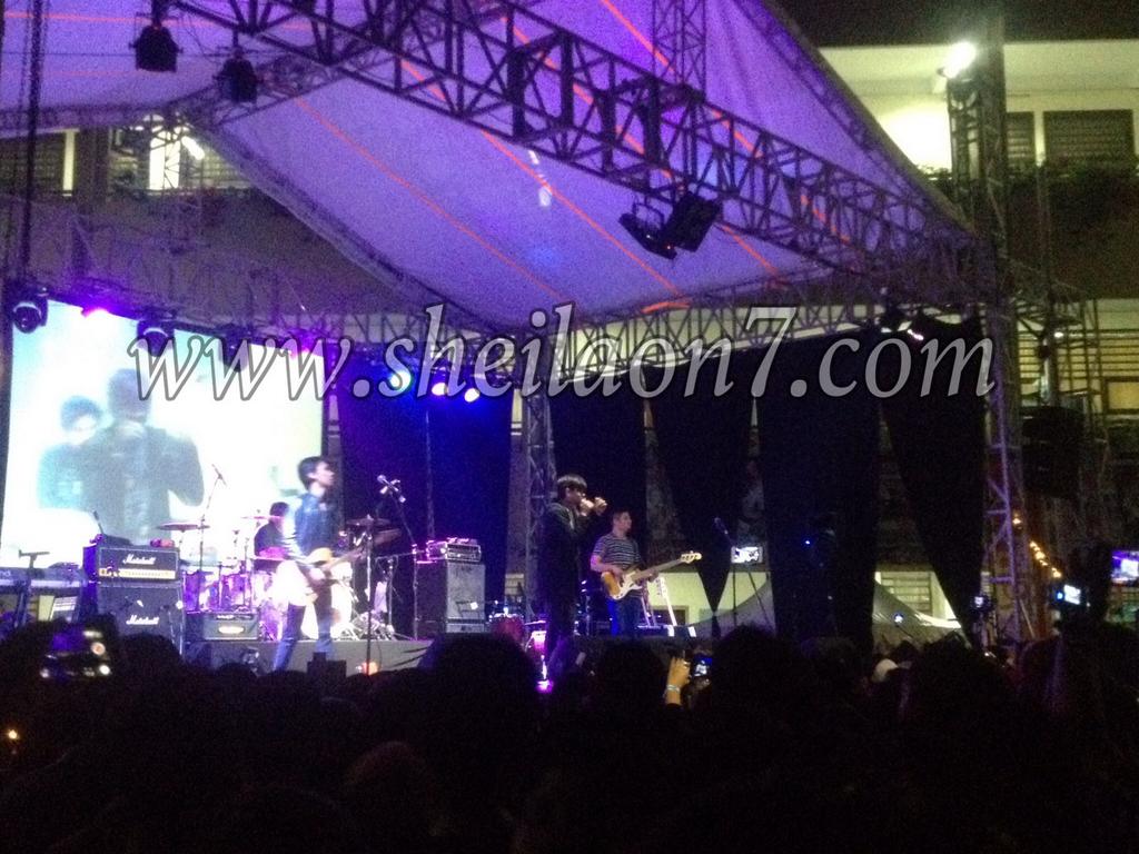 sheilaon7's tweet photo. Now @sheilaon7 SMAI AL - AZHAR Kelapa Gading present @alkafest2015 @SG_JABODETABEK https://t.co/PYo6iOTyc3