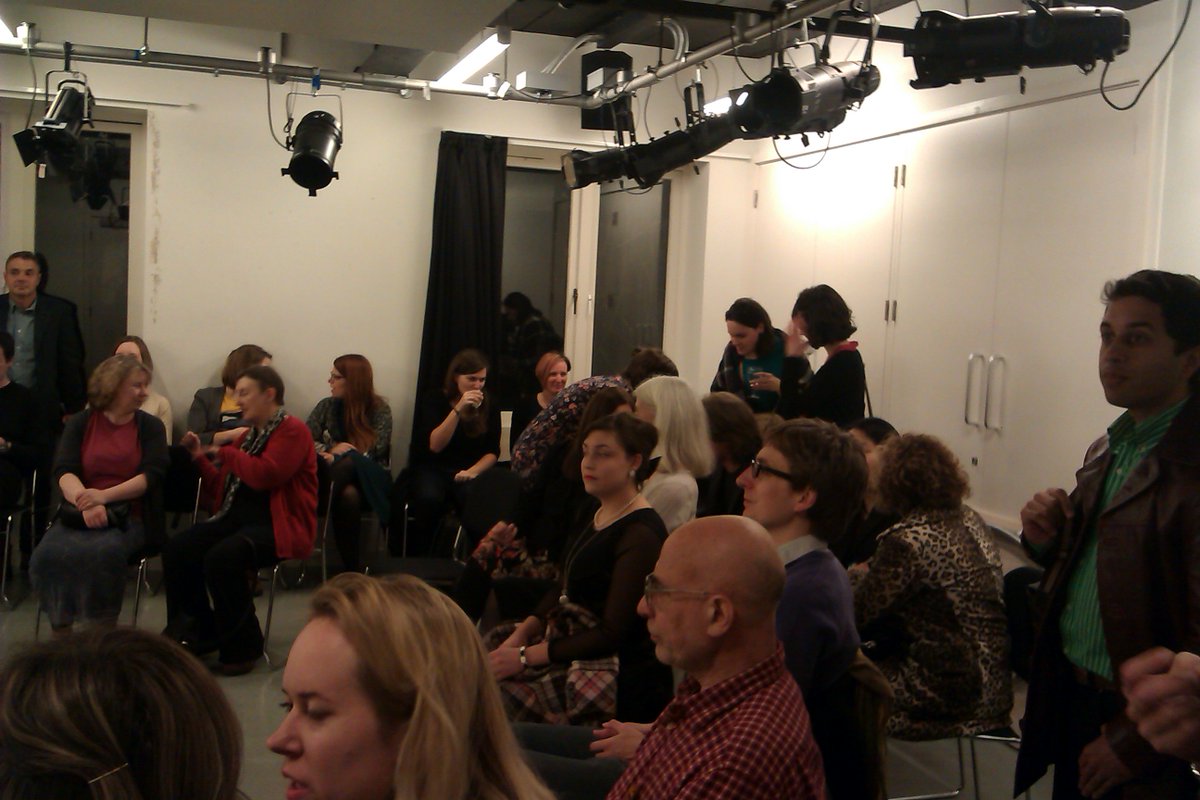 19_birkbeck's tweet photo. @DickensOMF #omftweets performed by Bbk MA Text and Performance students, introduced by @lcale2 -spectacular success https://t.co/oDTep0Zntp