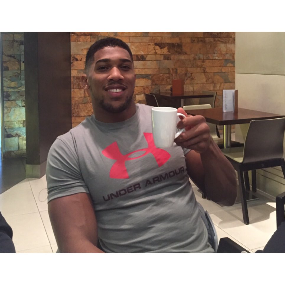 anthonyjoshua's tweet image. Morning ☕️! @Stormzy1, are you doing anything today? 😉