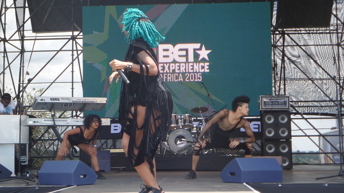 MTVBaseAfrica's tweet photo. #BETXAfrica | @Moonchild_SA werking the #FreshmanStage 💣🔥 #DanceLikeAGirl https://t.co/qBxlCrwFih