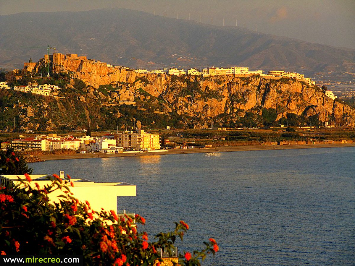 #Salobreña #Granada. Esencia mediterranea y andaluza @viveandalucia @TurismoAndaluz @AndaluciaenFoto @otsalobrena