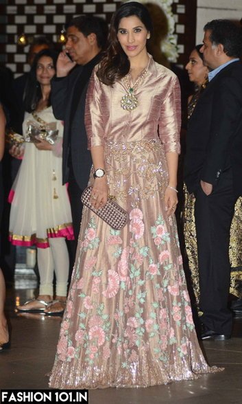 Embedded image permalink