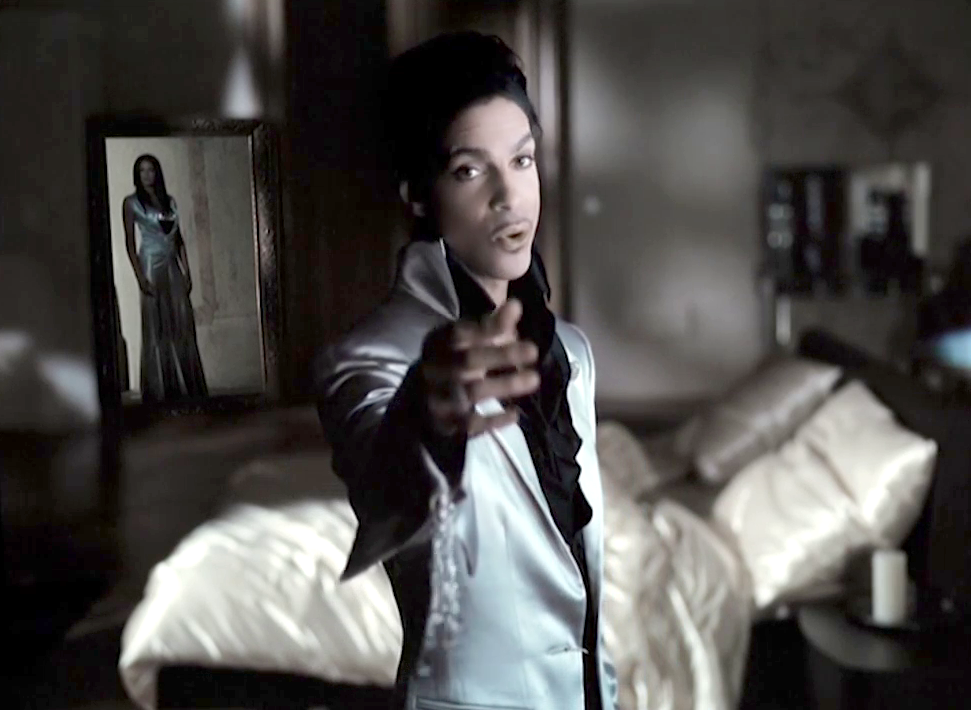 Housequake on Twitter: "'Somewhere Here On Earth' video  <a href=