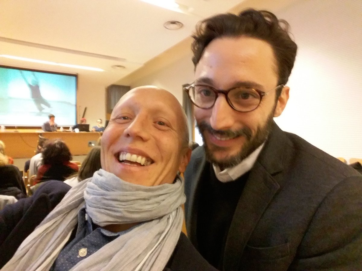fedelazzotti's tweet photo. #fdf15 siamo riusciti ad arrivare dopo 15 anni @dfastelli
#siamocominciatiqui
#graziefdf https://t.co/Kxntm8fAlC