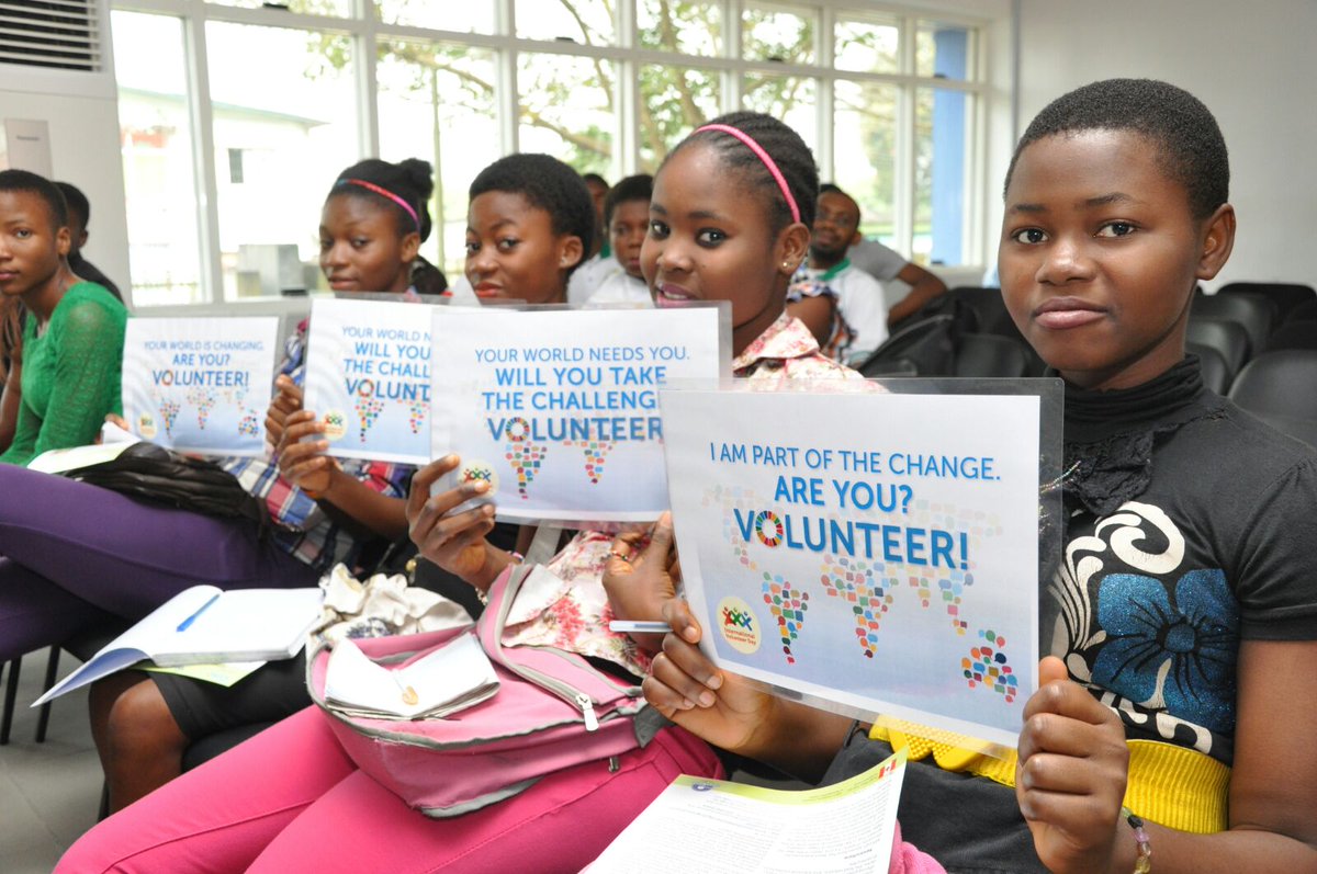 LIT_Org's tweet photo. Marking the UN International #Volunteer Day, 2015 in #Calabar #Nigeria @unvolunteer #change @opensociety https://t.co/Sim3PTBIs6