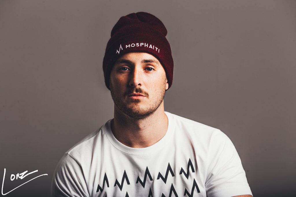 ClKristen's tweet photo. RT frameofsarah: RT mosphaiti: Fancy winning a burgundy beanie!? Follow us and retweet for a chance to win! #mosph… https://t.co/3EF9pRwfIN
