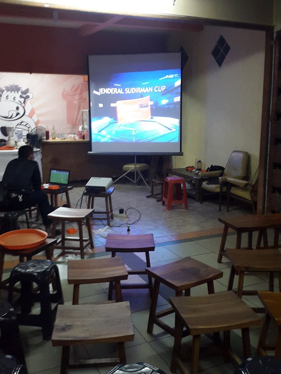 milk_keeper's tweet photo. Yuk merapat... htm 15k + softdrink https://t.co/7fnoB0cCzS