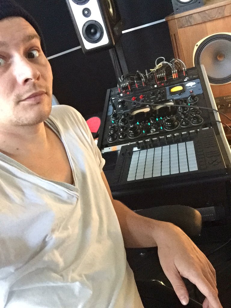 dave hofmann tweet media