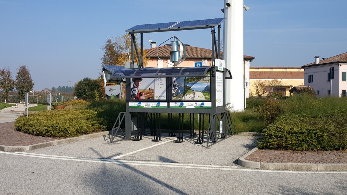 Off the Grid je fiets, scooter of scootmobiel laden, het kan allemaal met onze Green Outdoor Solutions !!