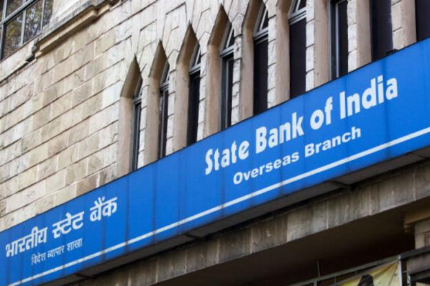 CNNnews18's tweet photo. SBI's new debit cards to have EMV chip &amp; pin security https://t.co/iS1bJTALoW https://t.co/mRLbQpQ5ZX
