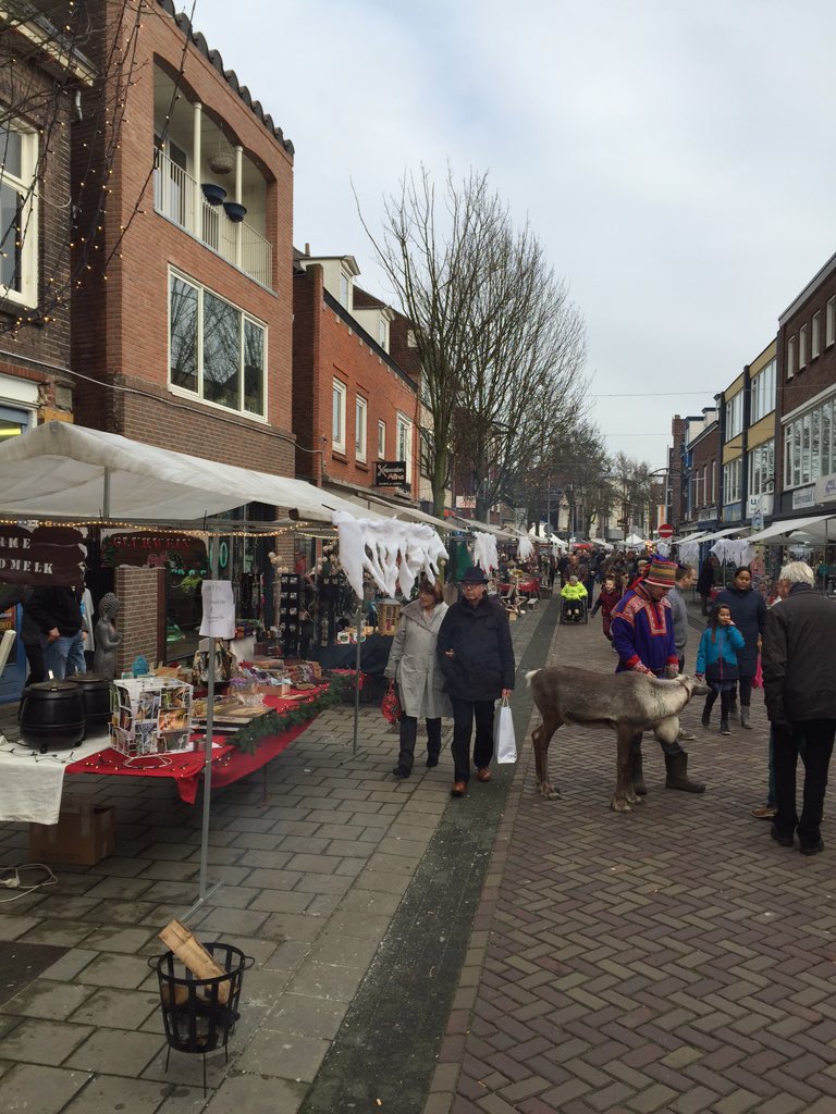 Drienerstraat tweet media