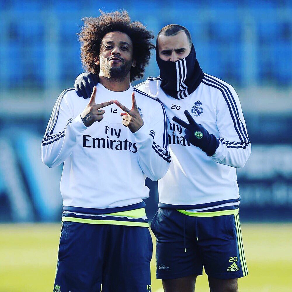 davidrubiocr7's tweet photo. @MarceloM12 &amp; @JeseRodriguez10 🔝🙌🏼👏🏼✌🏼️ https://t.co/emlRCOrHlQ