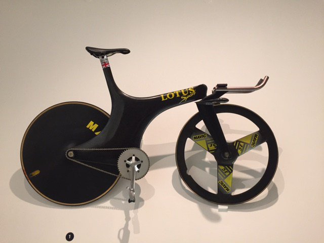 TheBikeCollect's tweet photo. 3 track bikes with beautiful geometry including Bradley Wiggin’s track bike https://t.co/LC3pGihsgv https://t.co/xnCPVa9J42
