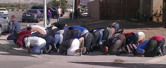 thebaxterbean's tweet photo. #TrumpEffect: Terrorist Fire-Bombs Muslims and Mosque With Molotov Cocktail, Says FBI / ATF https://t.co/CJFQ6LWVpR https://t.co/O5waoCJq0n