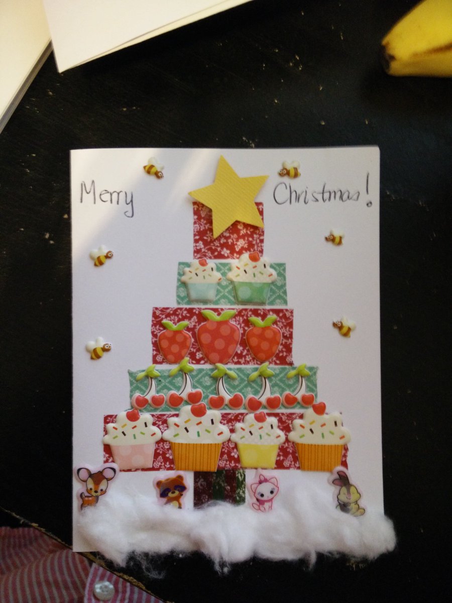 choppedliver328's tweet photo. Homemade card for the Girl Who Lost Her Family Just Wants Cards For Christmas! Send 1 too! https://t.co/2hiqKboFZp https://t.co/5SLRve9SJi