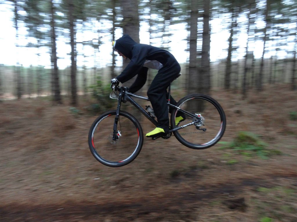 KingslynnMTB's tweet photo. A week tomorrow #klmtb #Christmas #bash full details https://t.co/5zRuunfyok https://t.co/aYUlO9q7Pb