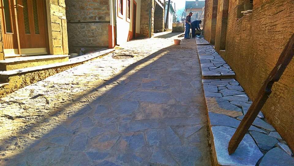 Продолжува изградбата и реконструкцијата на улици во #Вевчани