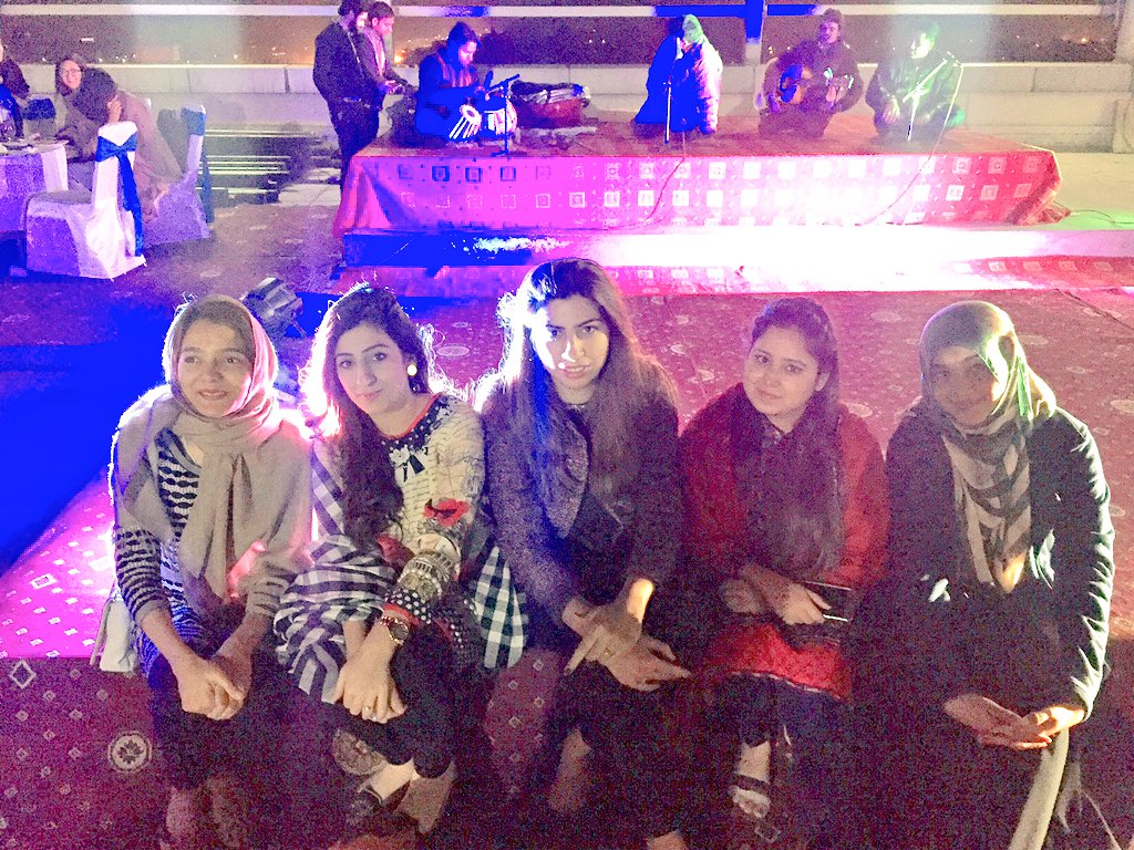 wardaaaltaf's tweet photo. An awesome event pulled off by the awesome @Plan9incubator team! #HackfairPlan9 https://t.co/rhyfgtAcCB