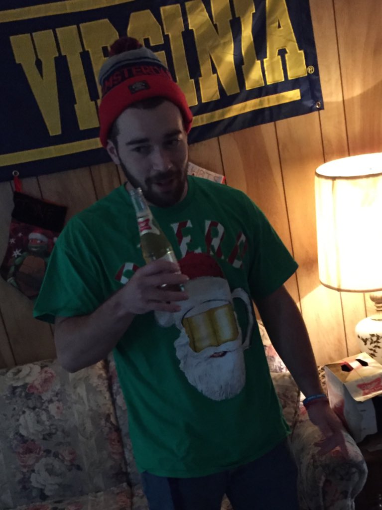 farm_rick's tweet photo. I'm ready to sleigh some sexy reindeer today!! #JingleFells #JingleTheseBells #SlickRick https://t.co/IEbIHLnxfW