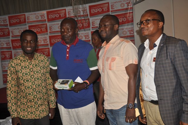 CVExpo19's tweet photo. Some of the lucky winners of maxtel phone @ CVE2015 lucky dip https://t.co/3Yw0KuyLP5