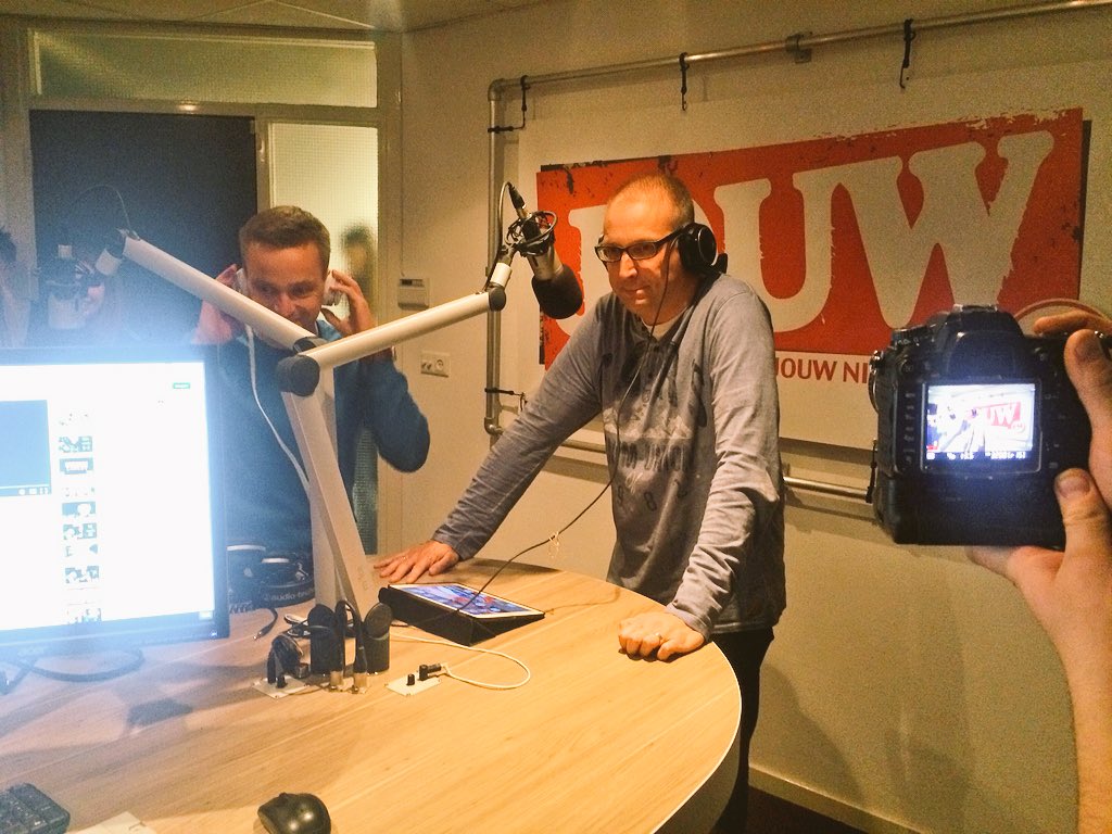 JouwFM's tweet photo. En dan nu, het laatste live weerbericht van onze top weerman @ricoschroder. Het zonnetje van de zender! https://t.co/bDZXmHUsAX