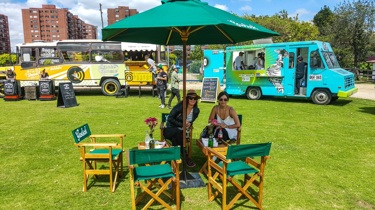 elfiltroCO's tweet photo. Ya estamos en Las Puertas del Cielo con un sol espectacular 🌞🍻👗🐶 #laspuertasdelcielo #LPDC2015 https://t.co/e0d3uNppXh