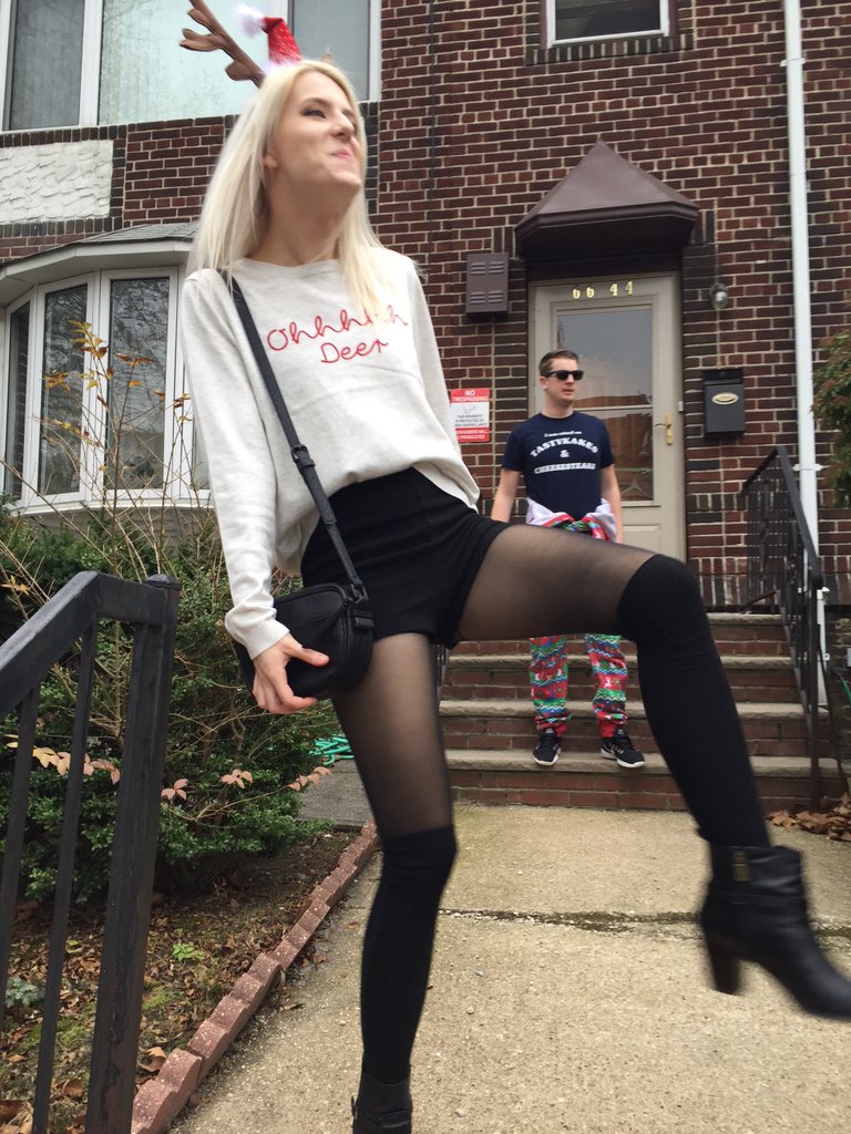 bigMAKena17's tweet photo. #stopalexis2016 https://t.co/KRmwO5ah1S
