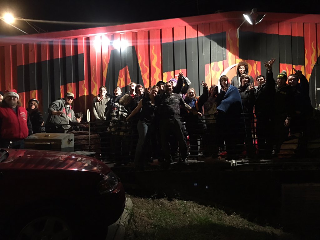 QualityInkTatoo's tweet photo. This is a line outside of our tattoo studio last night  3rd annual free tattoo day @QualityInkTatoo @AlderetteLeon https://t.co/uoxuUUWQ3p