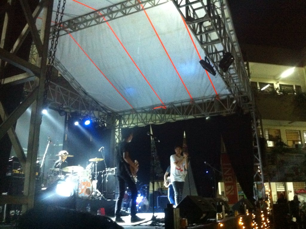 SG_JABODETABEK's tweet photo. now @sheilaon7 - Lapang Dada~ @ SMAI AL Azhar Kelapa Gading | @alkafest2015 https://t.co/x2hQVDx8fQ
