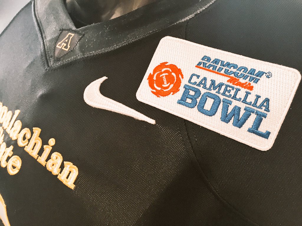 AppState_FB's tweet image. The @CamelliaBowl patches are in!
#BowlingInBama #Fin15h