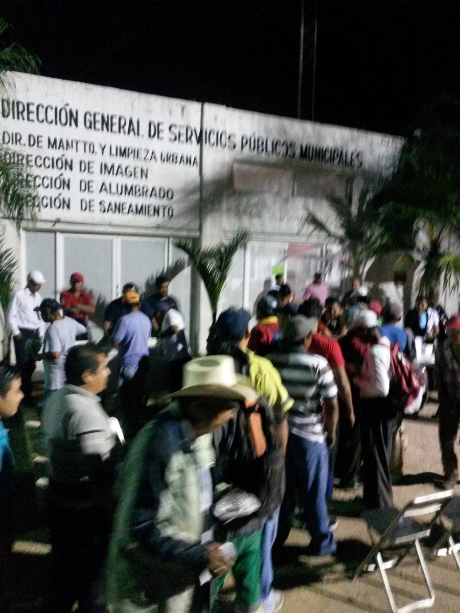 ServiciosPubSOL's tweet photo. Agradecimiento y celebracion a la #VirgenDeGuadalupe @GobSolidaridad @MauricioGongora @NoelCrespoPlaya @hrb0031 https://t.co/FwzASNAfiV