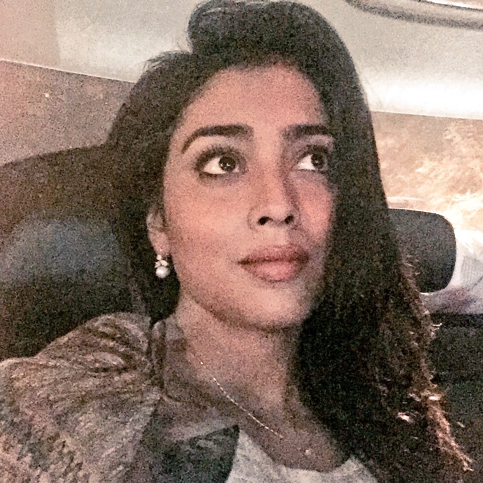 Shriya Saran tweet media