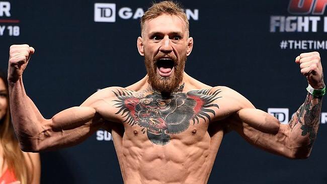 FelixWallmark's tweet photo. Inatt smäller det äntligen. Årets mest hypade fight #McGregorVAldo https://t.co/NPAnYs39SF