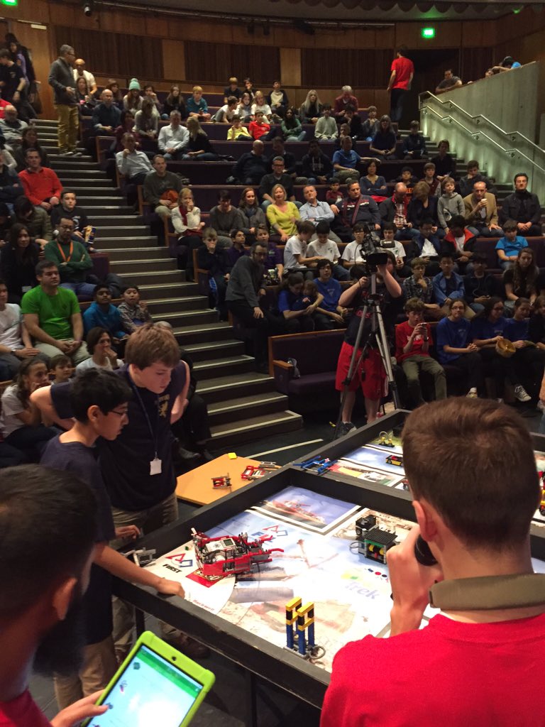 GriffinSprog's tweet photo. BRIKS finish third and advance to the semifinals. #LondonFLL https://t.co/sZmPCmgrY5