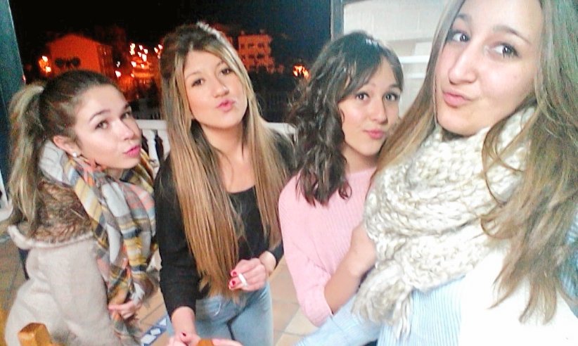 MariinaEspada17's tweet photo. polliiiiiitooos 🐣❤ @Sofia_sardinero @MariaSardinero @BelenMolina99 https://t.co/kw1ZrAakEN