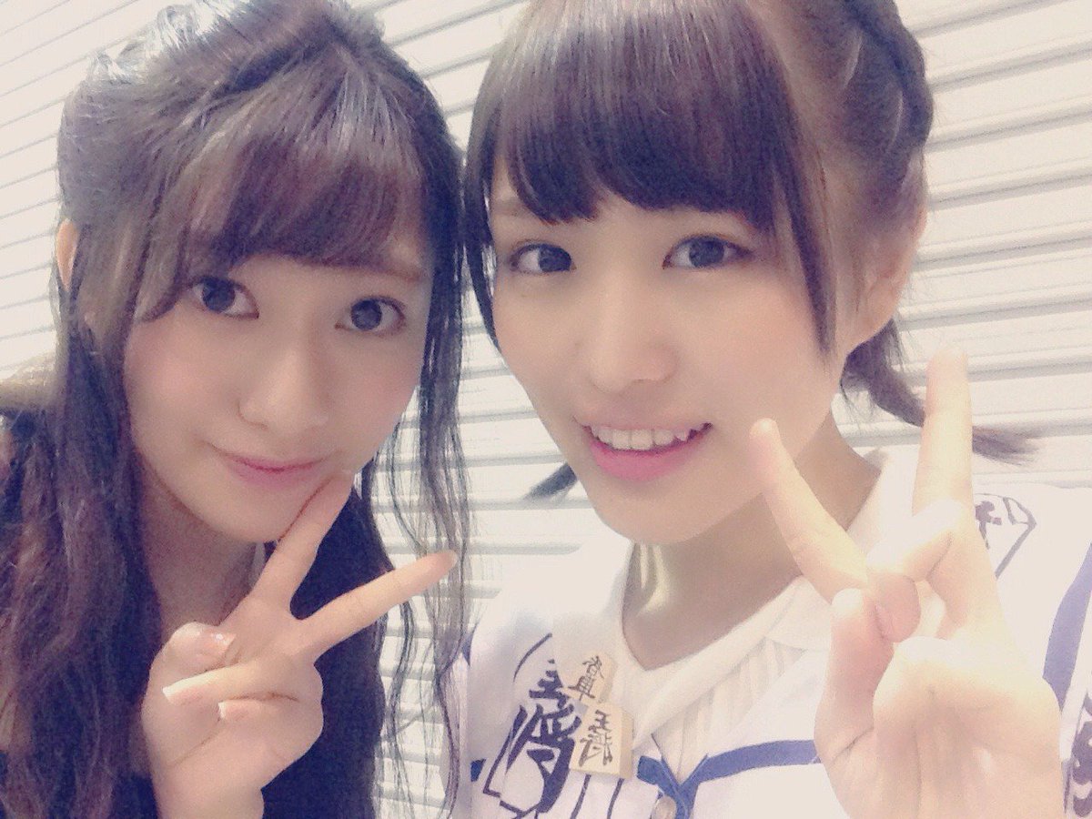 桜井玲香bot かりんたん ホント将棋好きなんだね笑 昨日のかりんたんには 沢山将棋の駒がくっ付いていてビックリしました イヤリングまで将棋の駒だった T Co Nsybokhaxu