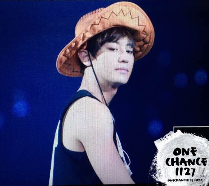 ONECHANCE1127's tweet photo. 151212 NANJING https://t.co/F3vrNFNPLZ