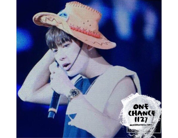 ONECHANCE1127's tweet photo. 151212 NANJING https://t.co/F3vrNFNPLZ
