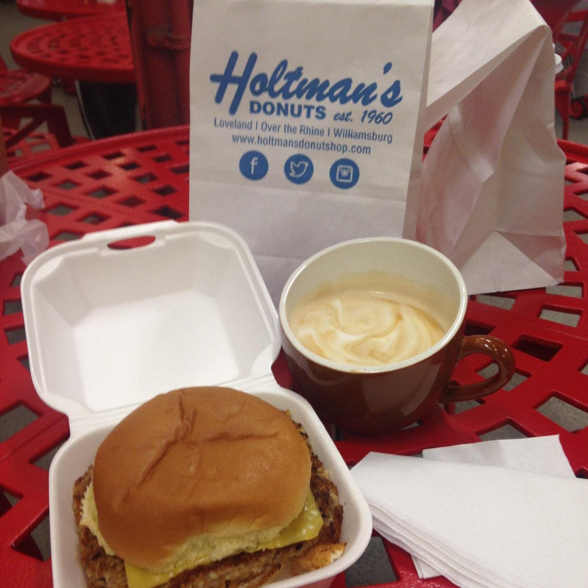 kyredsfan's tweet photo. Another great start to the day #eckerlein #holtman's #findlaymarket https://t.co/f9EPajccFO