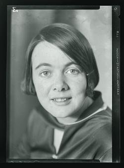 Man får bara vad man ger, och man ger bara vad man redan fått, sa Karin Boye.