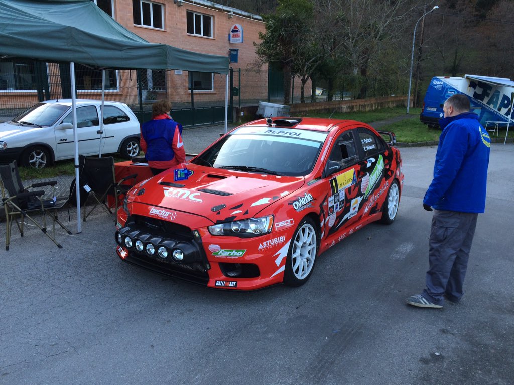 OscarsanSport's tweet photo. Camino de la segunda sección del @RallydeCangas con muchas ganas. @PubMausoleo #farho #mdp #oviedoautoescuelas https://t.co/nuvmzv4wJZ