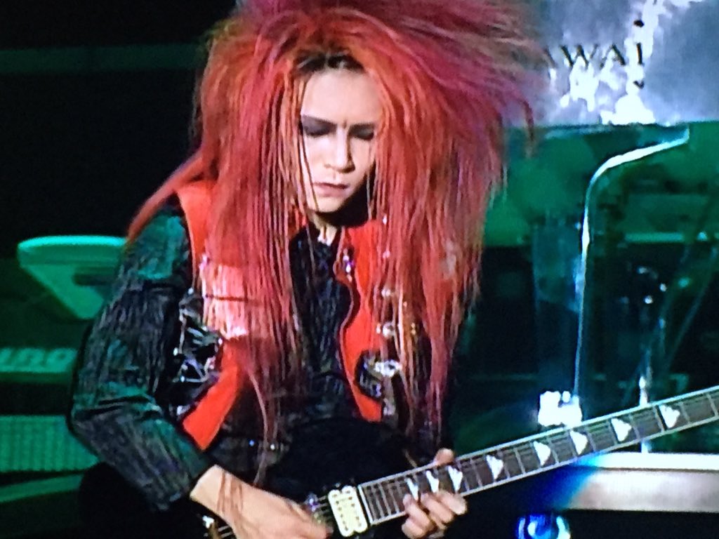 tamutamu_03's tweet photo. hideちゃん、Happy Birthday！！
We are X！！乂(>◇< )
　┏┻┻┻┓
　┃誕生日┃
┏┻･･････┻┓　∧∧
　おめでとう　 (｡･ω･｡)
┗━━━━━┛　(oo)
⌒⌒⌒⌒⌒⌒⌒⌒⌒⌒⌒⌒ https://t.co/yICLT4DHeY