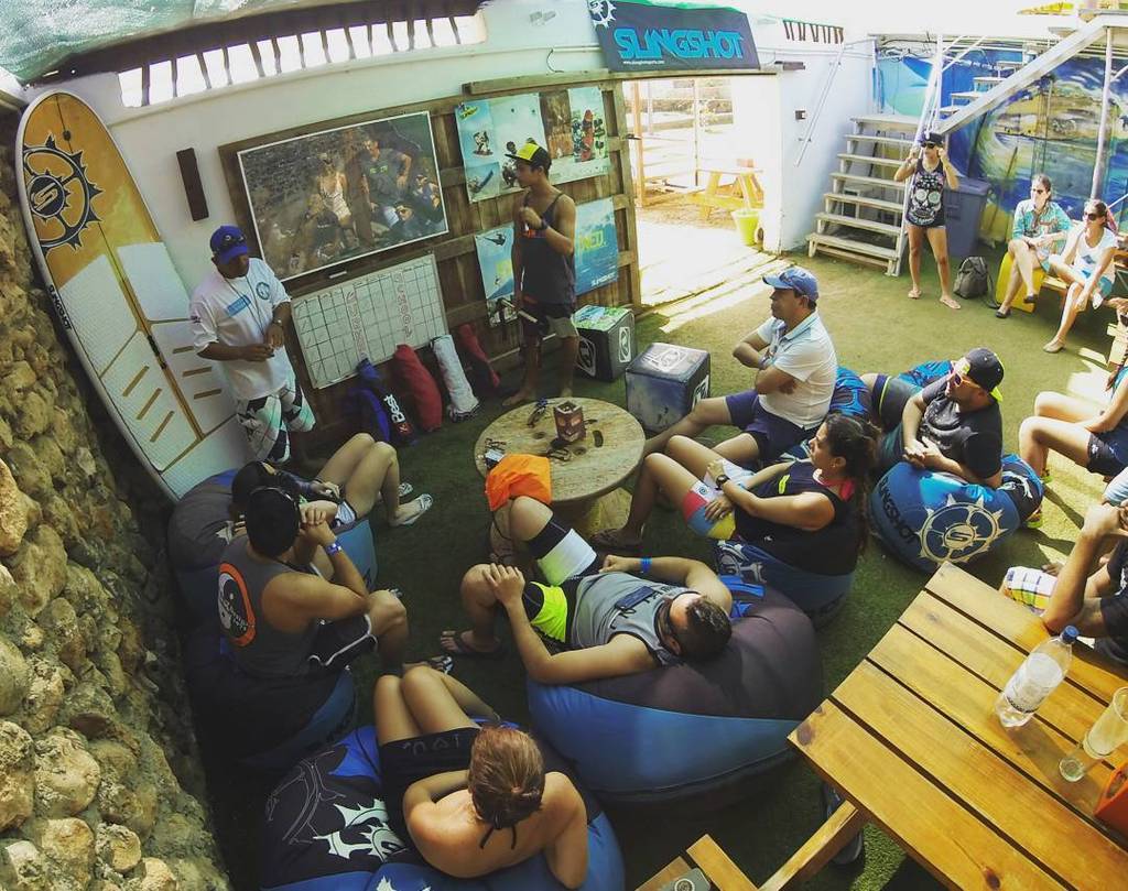 weKitesurf's tweet photo. Dando inicio al curso de kite #TodoIncluido #FunKite #GurkhaSchool #Adicora #KiteSchool #kitelessons #adicorakite #… https://t.co/LyxcknA9LB