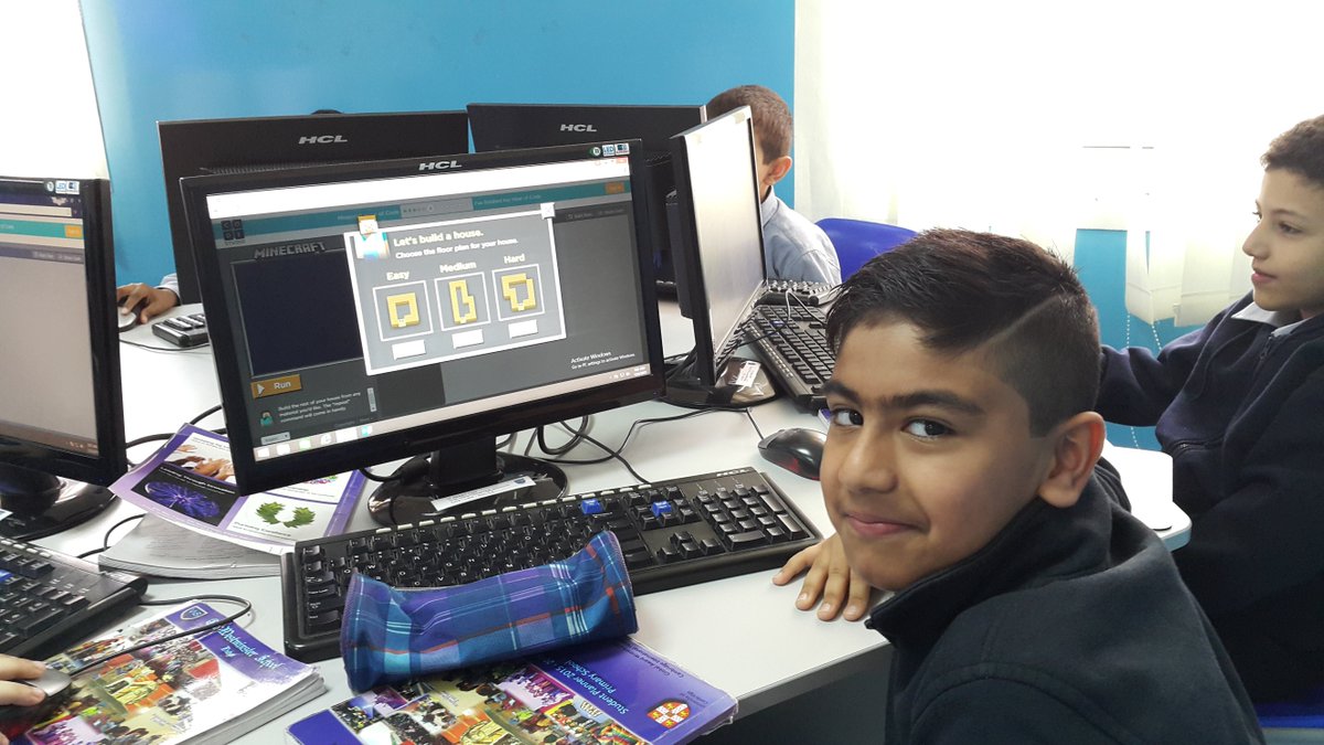 Nusrath1976's tweet photo. Celebrating the Hour of Code at TWS Dubai https://t.co/ZUJlyHEuzE