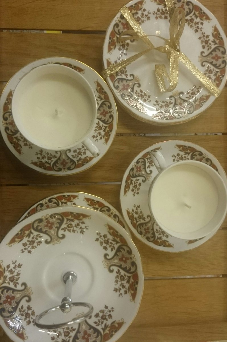 LostFoundReMade's tweet photo. We have lots of matching #vintage sets today, like this one-cakestand, plates, teacups. https://t.co/vSQnv2jwch