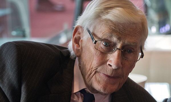 MarkHennessy's tweet photo. Seamus Mallon - a decent man, and a great interview by Gerry Moriarty #sdlp15 https://t.co/ggPWEJ7zbx https://t.co/t9QWn018kH