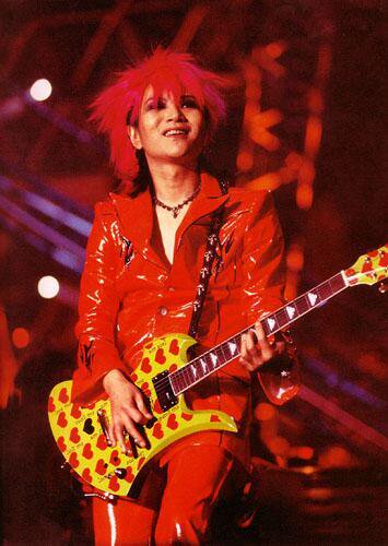 v_tanu's tweet photo. 【X JAPAN】本日はHIDEの誕生日です！おめポン！ https://t.co/k5uKpmQ1Vj